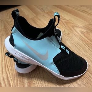 Kids Nike GS Flex Runner Black Glacier Ice Athletic Shoes Size 5Y-Very Nice!!!